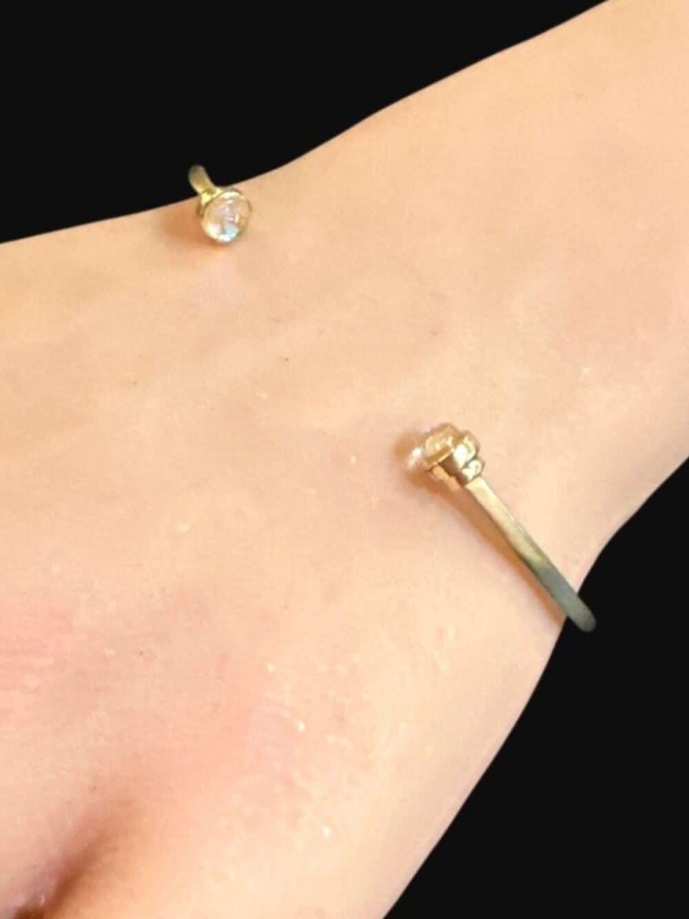 Kendra Scott Cuff Bracelet Gold Tone Dainty Minimalist Style Womens Jewelry